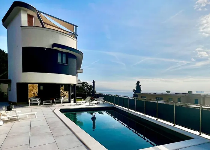 Beautiful Palazzo Blue - Villa Opatija