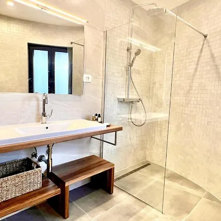 Beautiful Palazzo Blue - * 오파티아