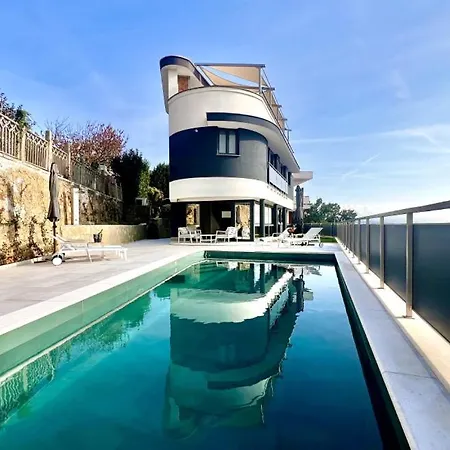 Villa Beautiful Palazzo Blue - *