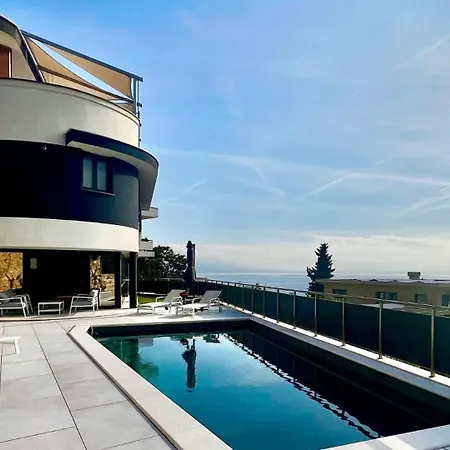 Beautiful Palazzo Blue - Willa Opatija