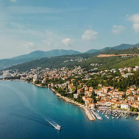 Willa Beautiful Palazzo Blue - Opatija