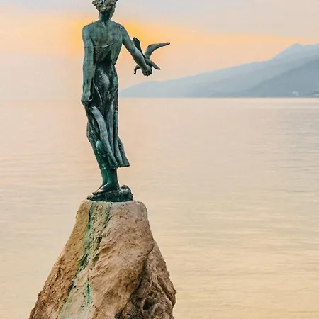 Beautiful Palazzo Blue - 빌라 *