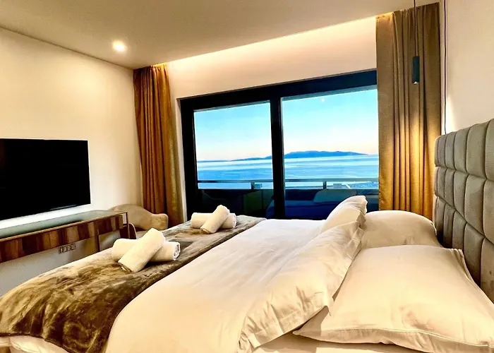 Beautiful Palazzo Blue - Villa *